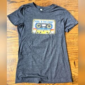 New Kool & The Gang T-shirt, Medium